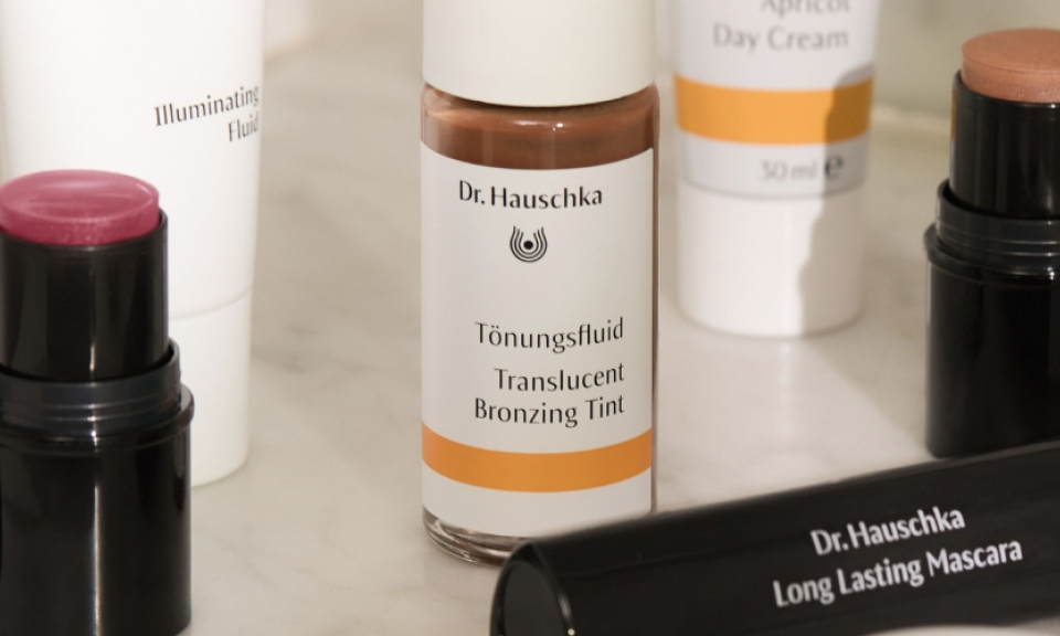 Dr. Hauschka Make-up Station